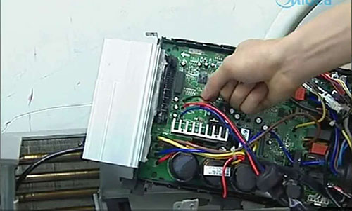 阿巴嘎旗美的空调电话是多少